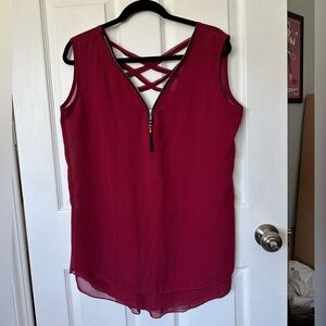 ♻️LAST DAY 4/17♻️ Sheer Tank